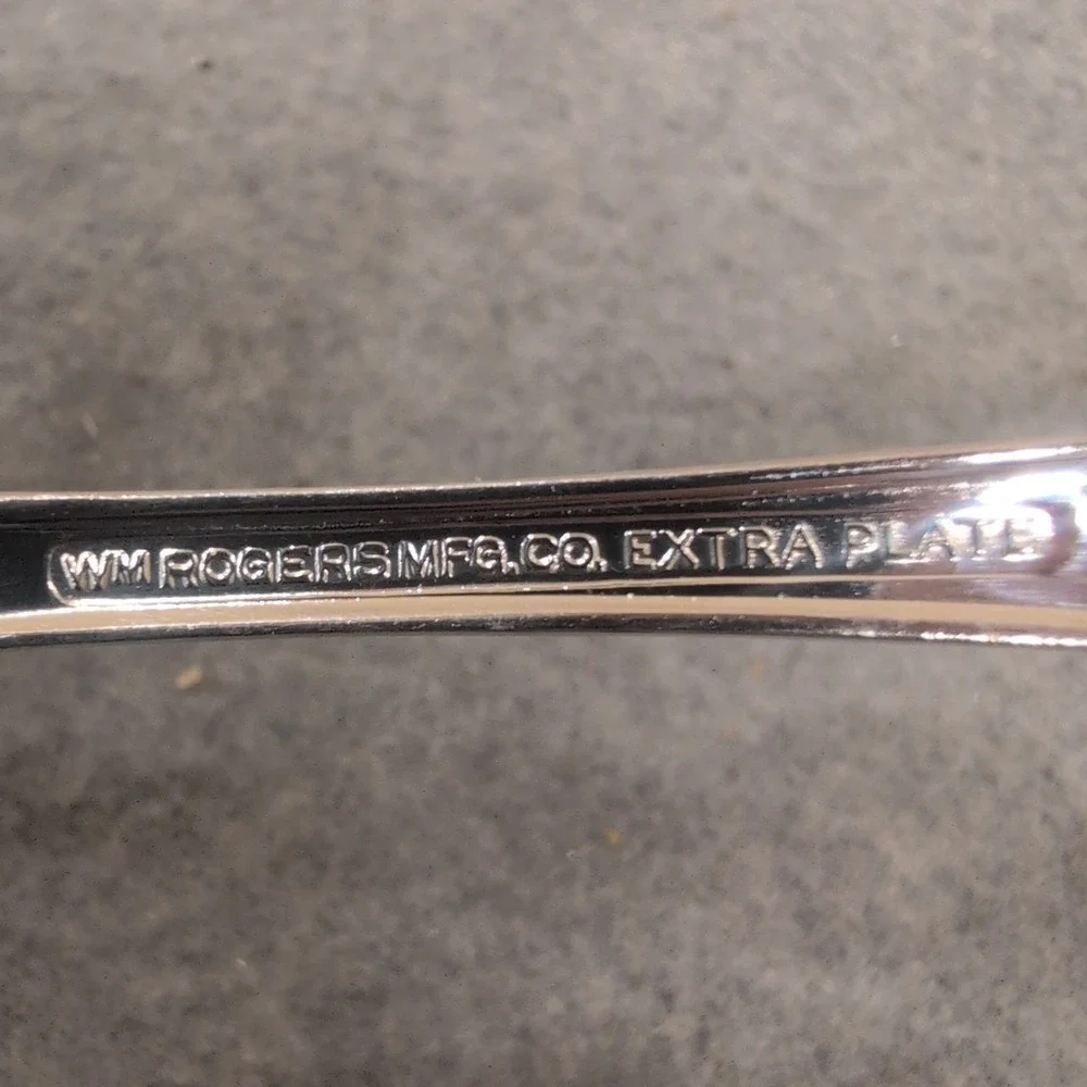 Wm Rogers Silver Plated Serving Spoon & Sheffield England Salad‎ Set 3pc Lot